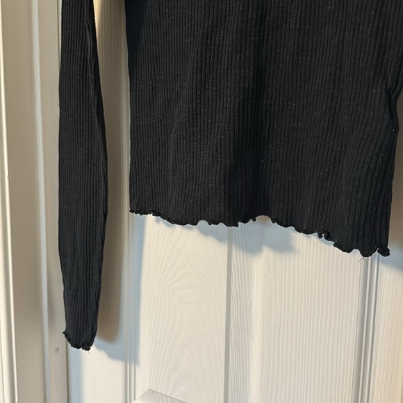 A&F Top - Picture 2 of 4